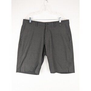 Travis Mathew Shorts Mens 36 Black Sand Harbour Flat Front Performance Golf